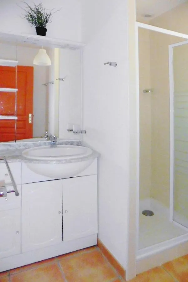 Holiday Home In Telgruc-Sur-Mer, 500 M From The Beach Francia